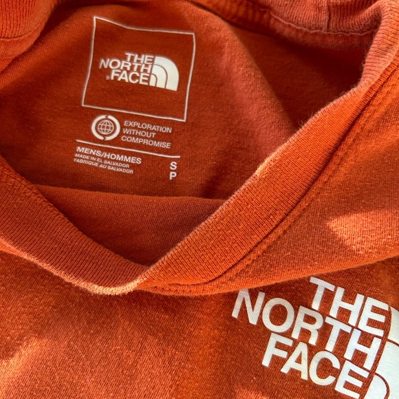 The North Face T-shirt - Picture 2 of 3